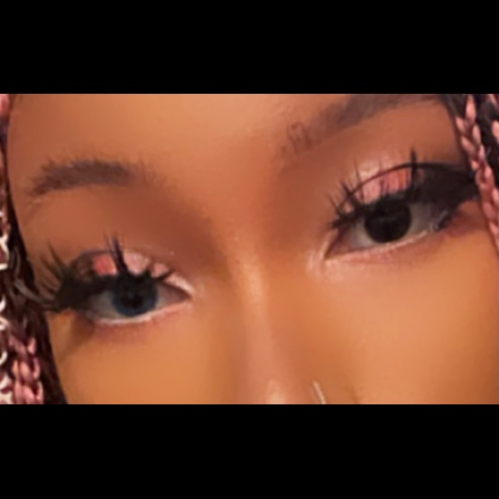 New! Eyelashes